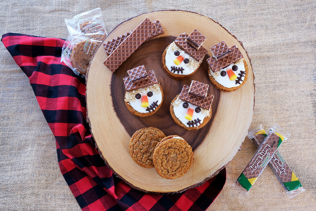 Scarecrow Snack Stacks - McKee Foods